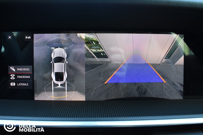 PORSCHE 911 Carrera 4S